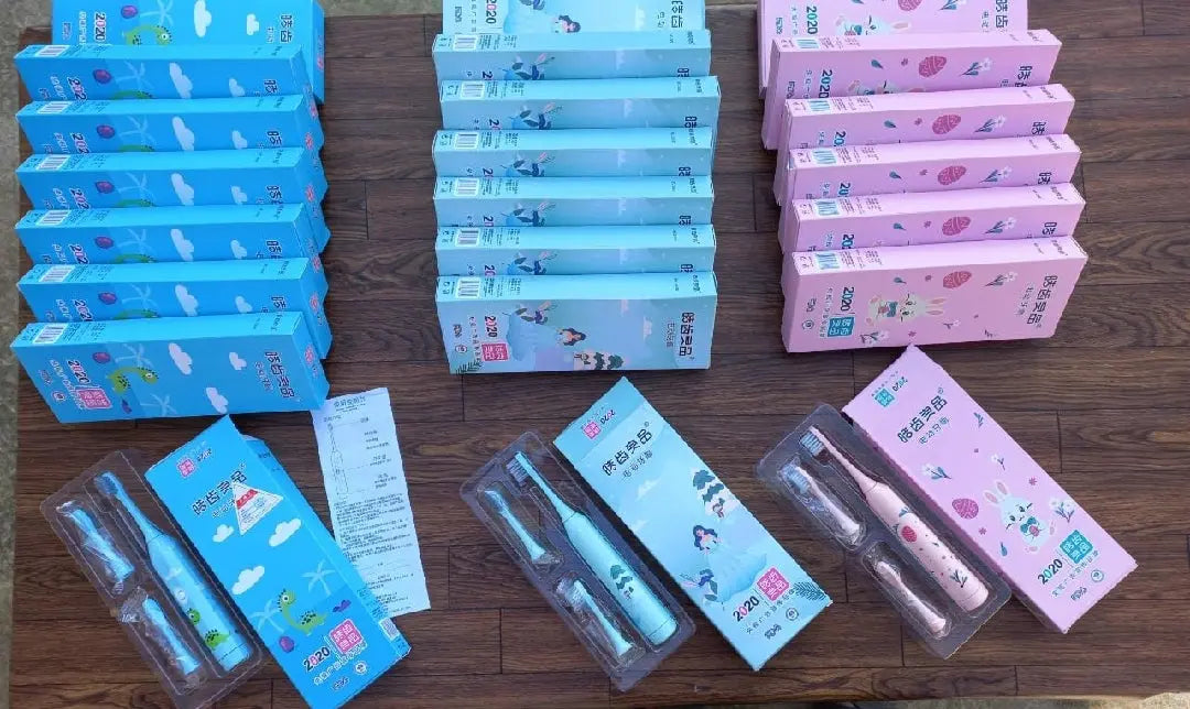 Electric toothbrush for children with cartoon patterns or battery operater Panda Mart